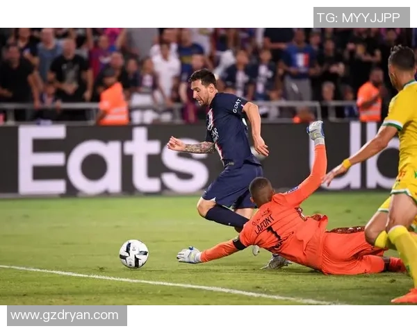 欧联杯精彩对决巴黎圣日耳曼小胜曼城引发全场热议