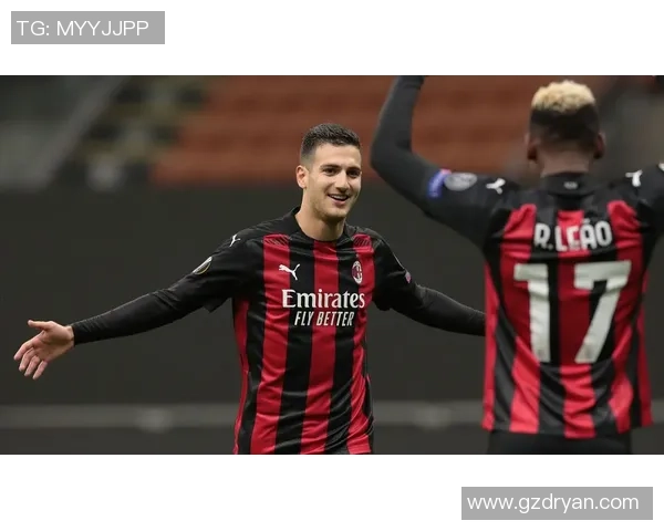 欧联杯曼联与那不勒斯战平转会传闻引发球迷热议